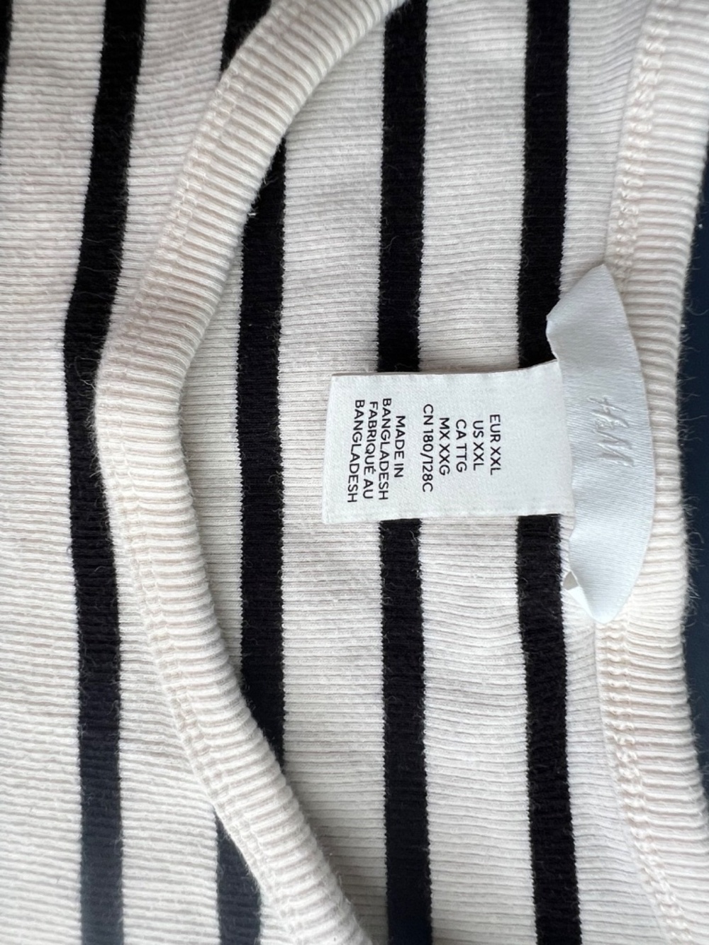 H&M Ribbed Striped Racerback Tank – Black/White – XXL - Picture 2 of 2